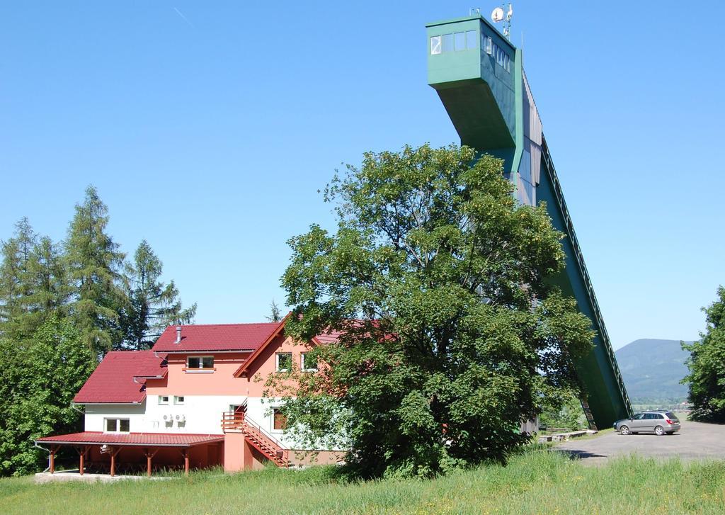 Penzion U Mustku Jiriho Rasky Трояновице Экстерьер фото