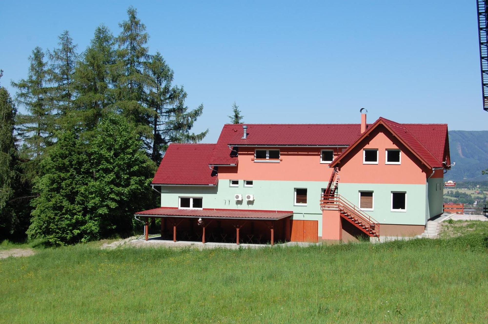 Penzion U Mustku Jiriho Rasky Трояновице Экстерьер фото
